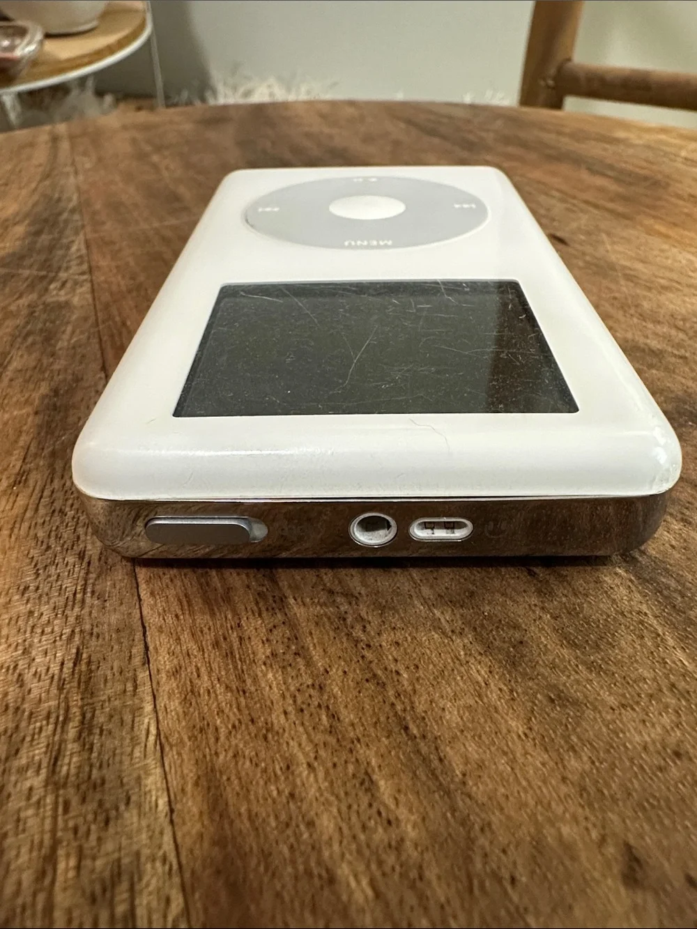 Apple iPod Classic 4th Generation White HP Logo Model MP7001 As Is Parts Only